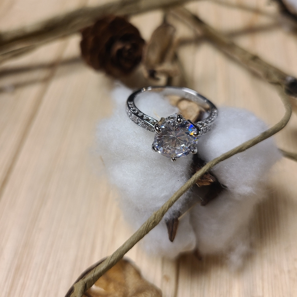 OMG!!! π₯π₯NEWπ₯π₯3.75 CT Trillant Round Cut CZ with 925 Sterling Silver band - Picture 10 of 12